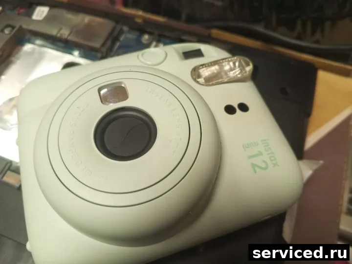 Фотоаппарат цифровой до 7 МП Instax 12mini