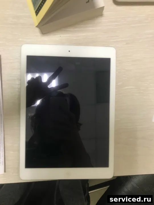 Планшетный компьютер Apple IPAD